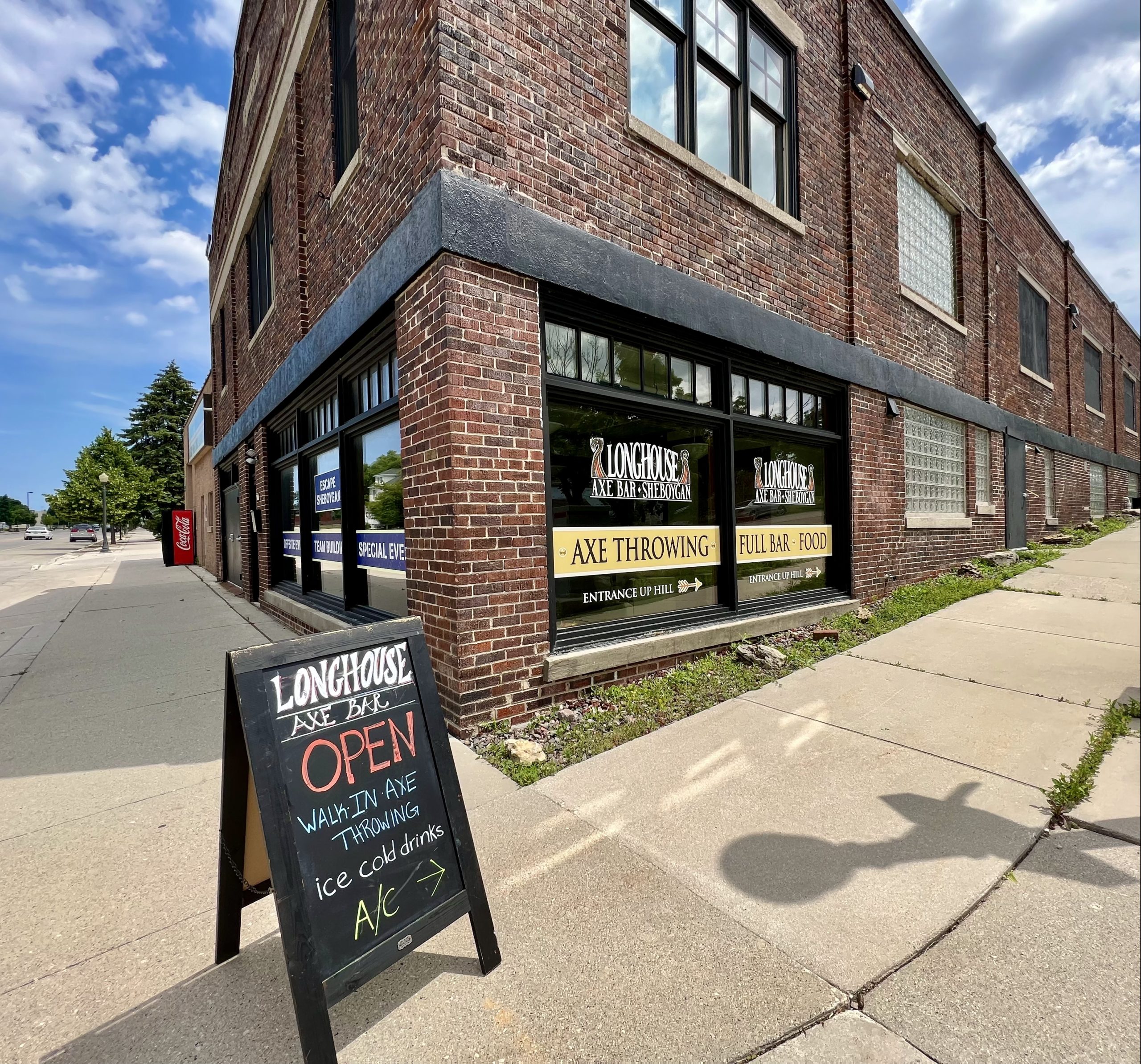 Axe Throwing Bar Sheboygan Longhouse Axe Bar